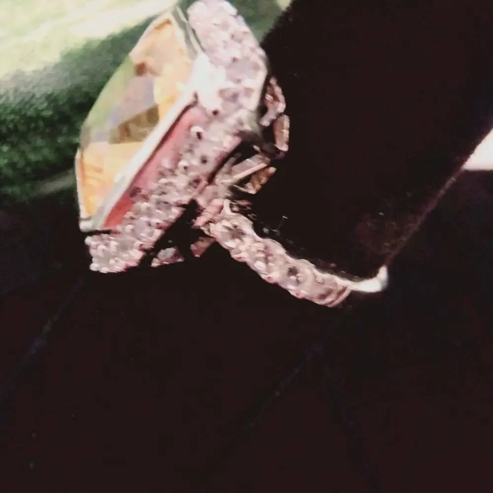 STERLING SILVER CITRINE COLOR RING WITH CZ STONES SIZE 6